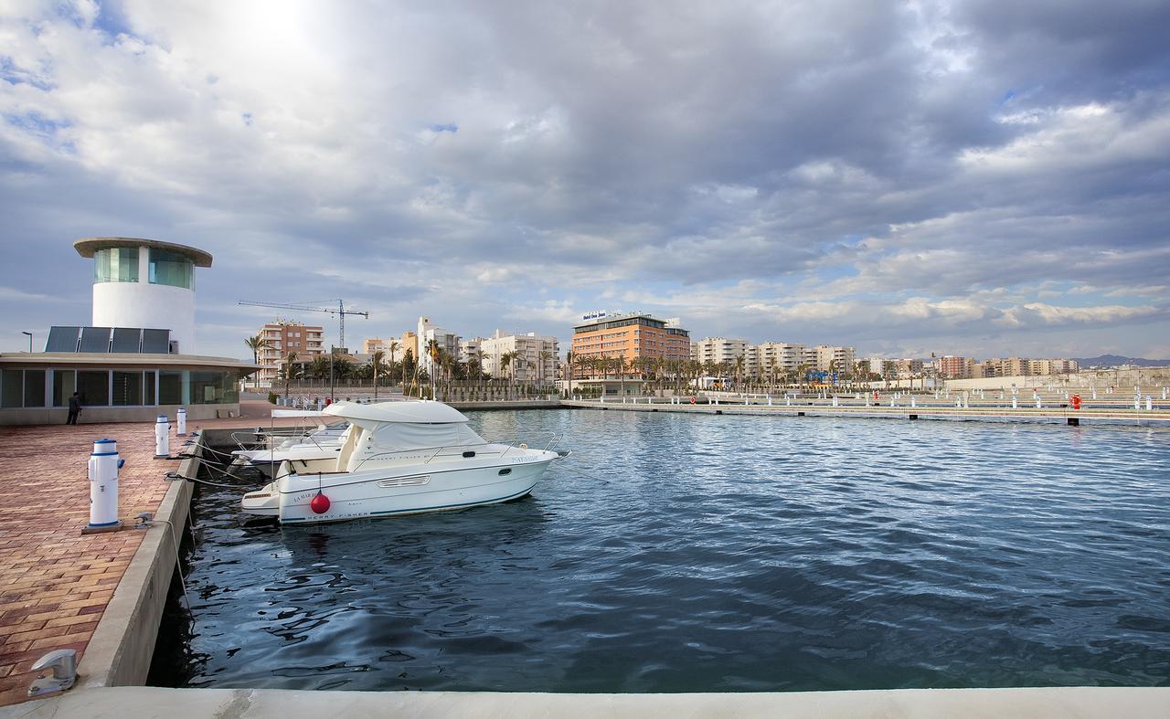 Bea Beach Hostel Aguilas Luaran gambar